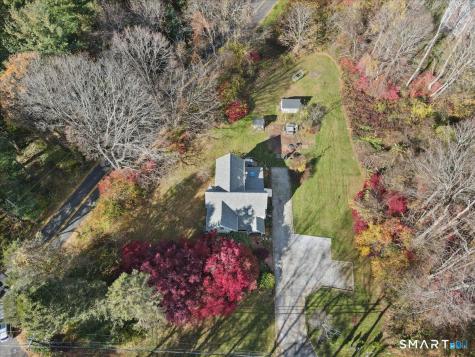 159 Cross Highway Redding CT 06896