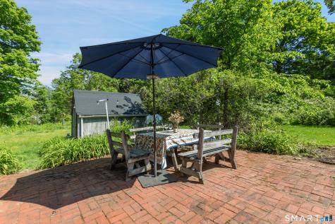 159 Cross Highway Redding CT 06896