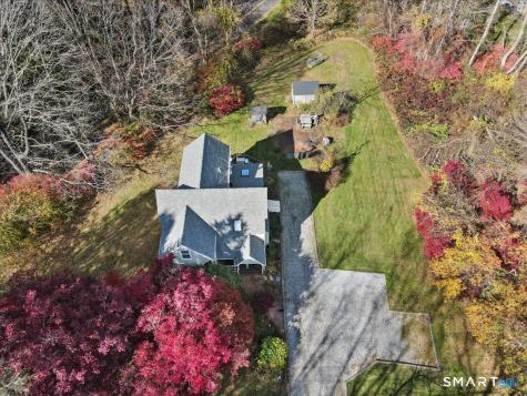 159 Cross Highway Redding CT 06896