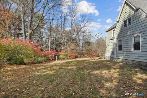 159 Cross Highway Redding CT 06896