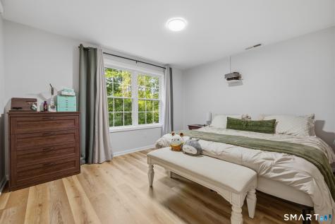 235 Crestwood Drive Naugatuck CT 06770