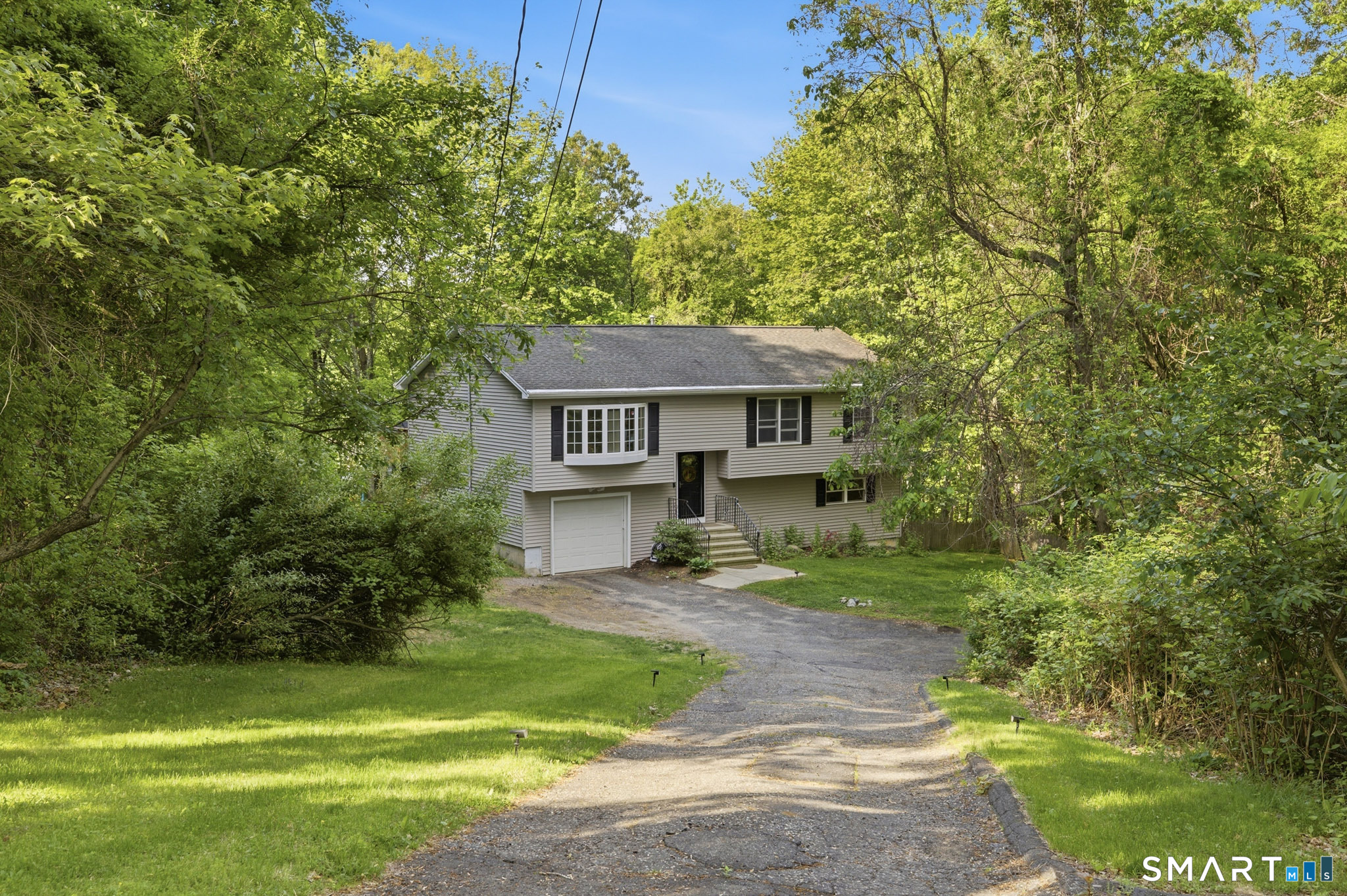 235 Crestwood Drive Naugatuck CT 06770