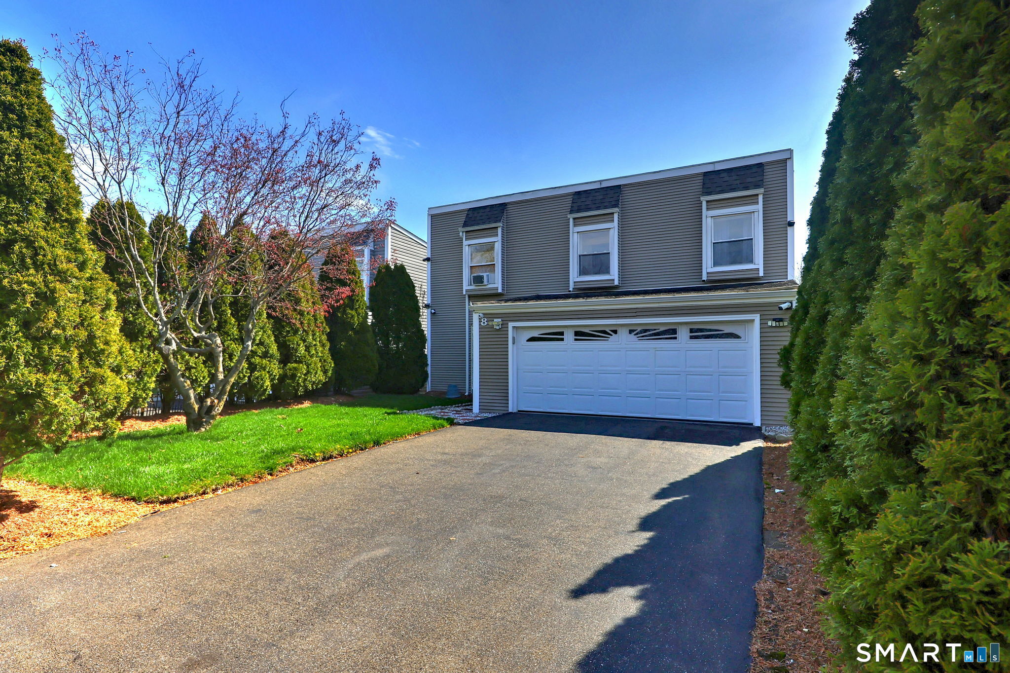 8 Inverness Square Middletown CT 06457