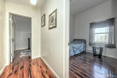 8 Inverness Square Middletown CT 06457