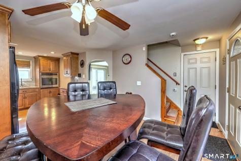 8 Inverness Square Middletown CT 06457