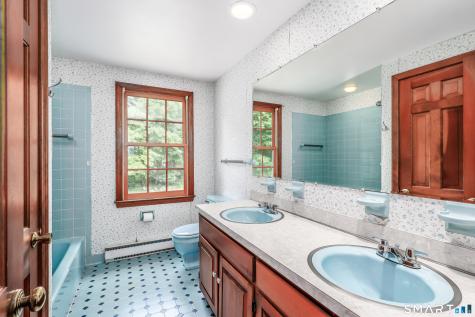 2 White Pine Drive Brookfield CT 06804