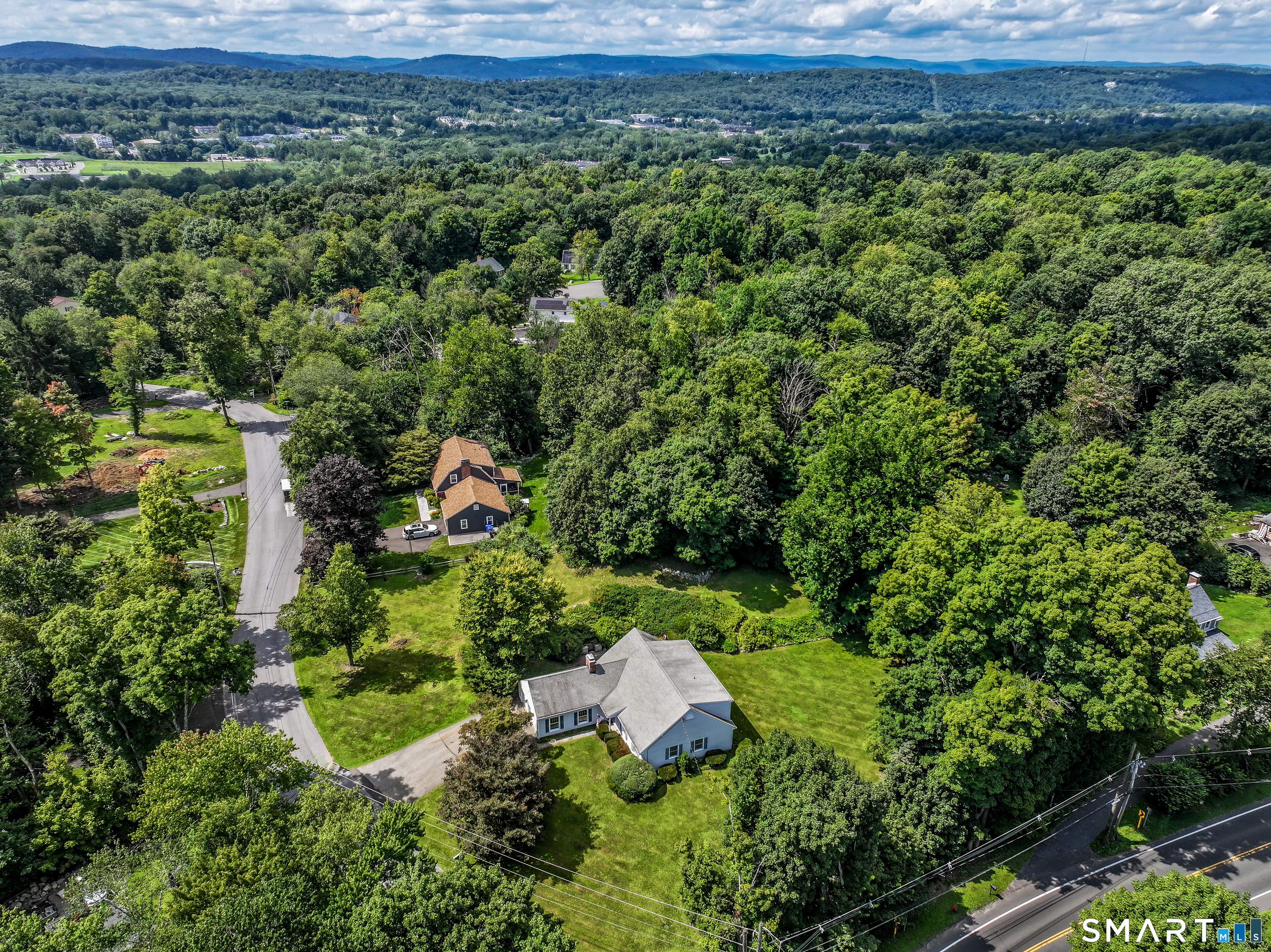 2 White Pine Drive Brookfield CT 06804