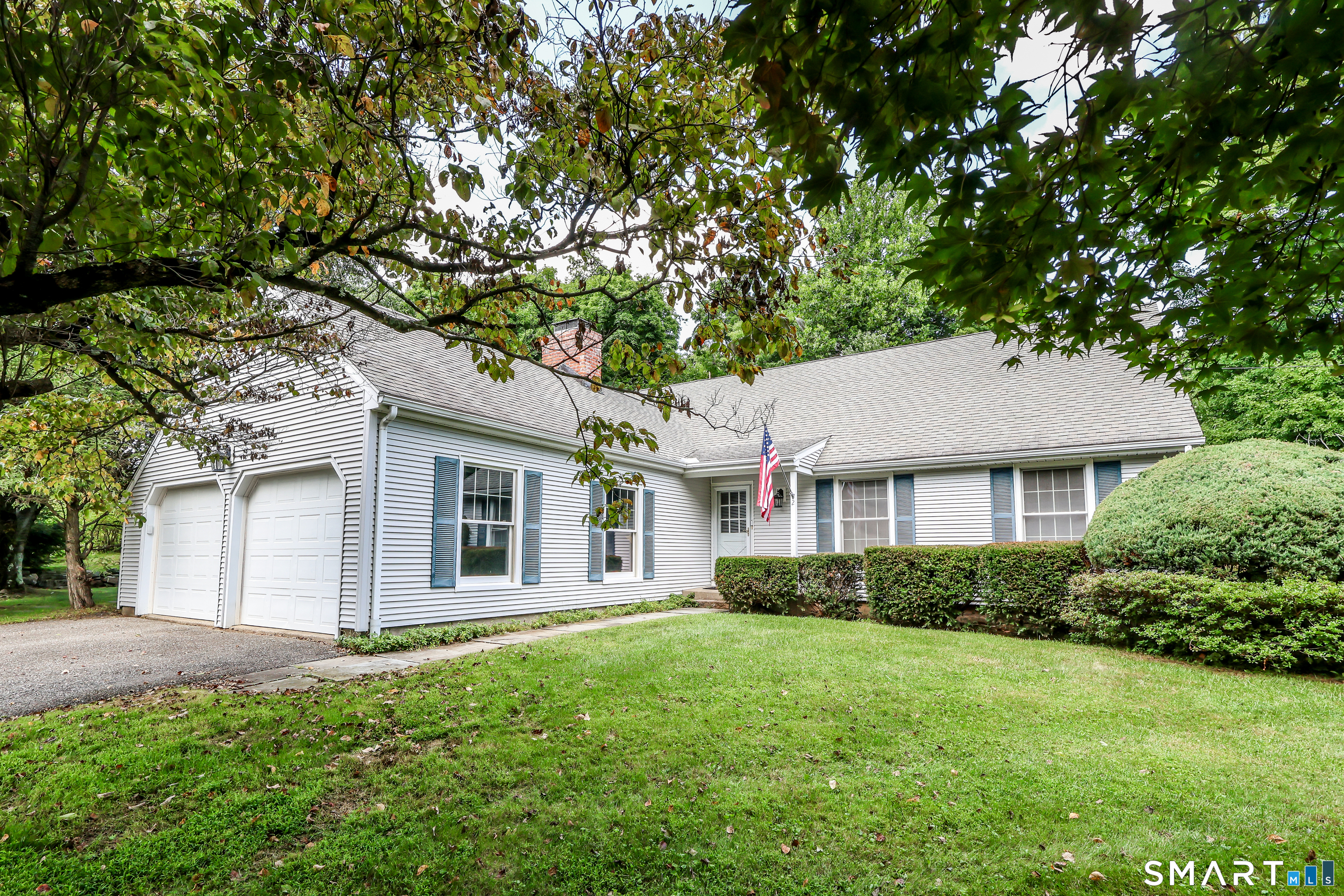 2 White Pine Drive Brookfield CT 06804