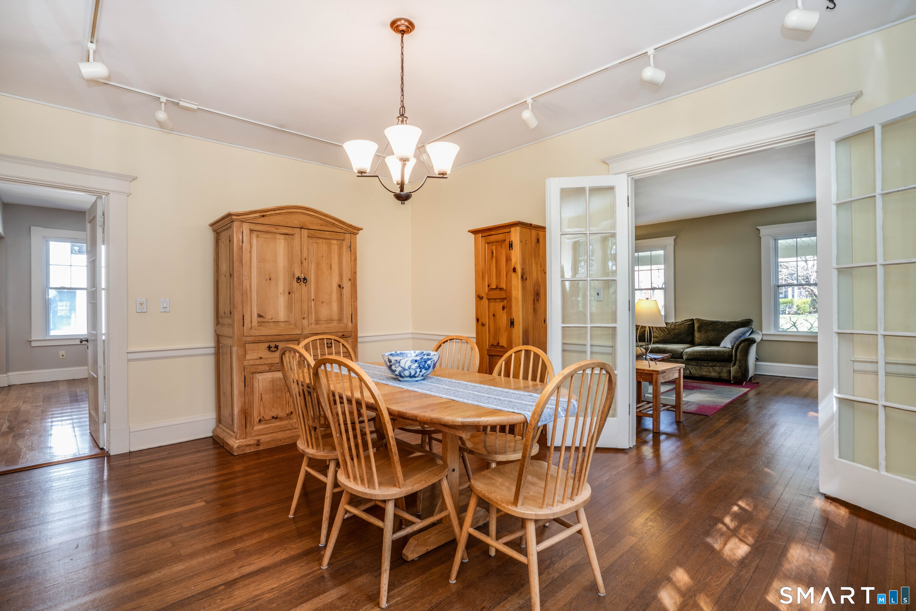 21 Vanderbilt Road West Hartford CT 06119