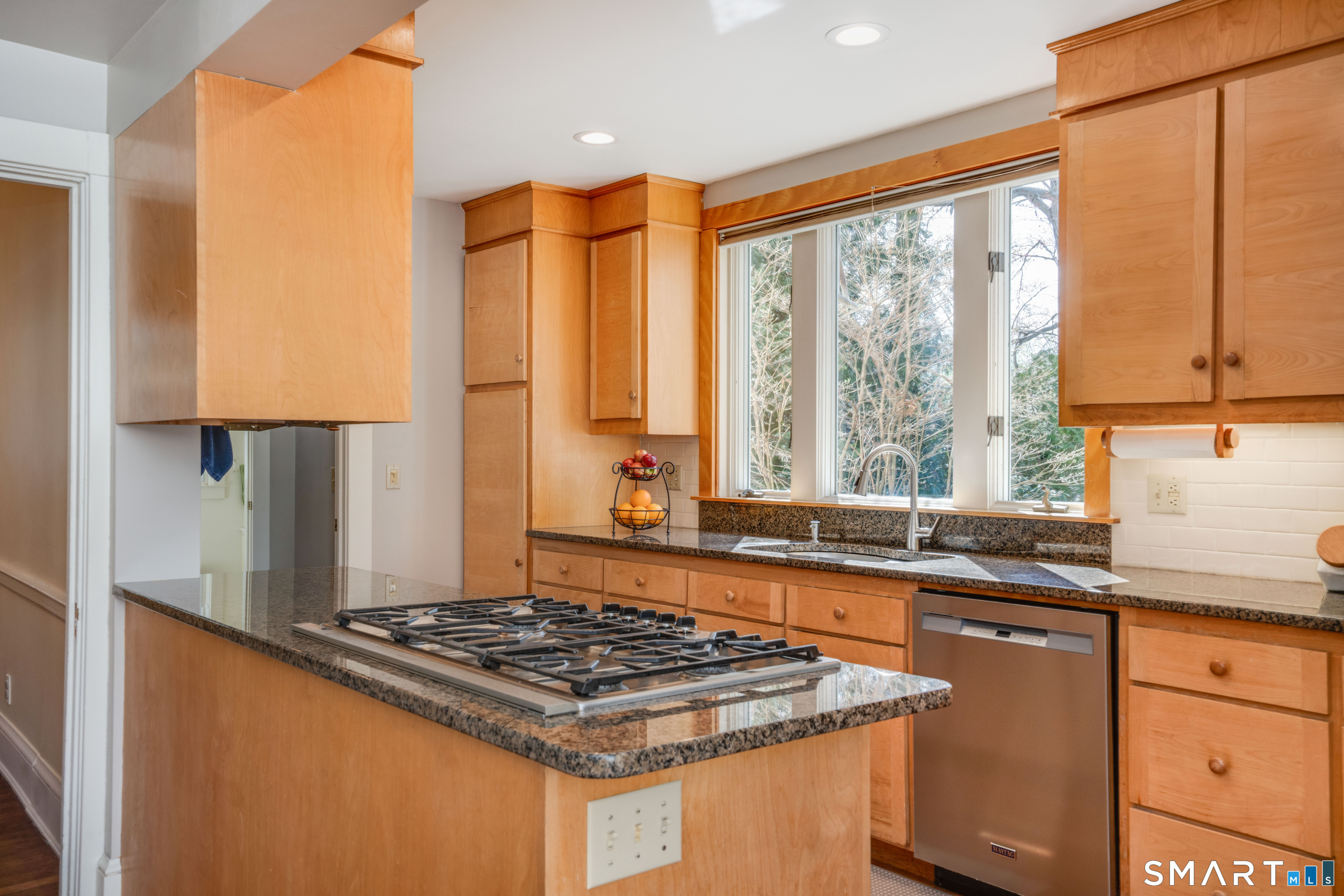 21 Vanderbilt Road West Hartford CT 06119