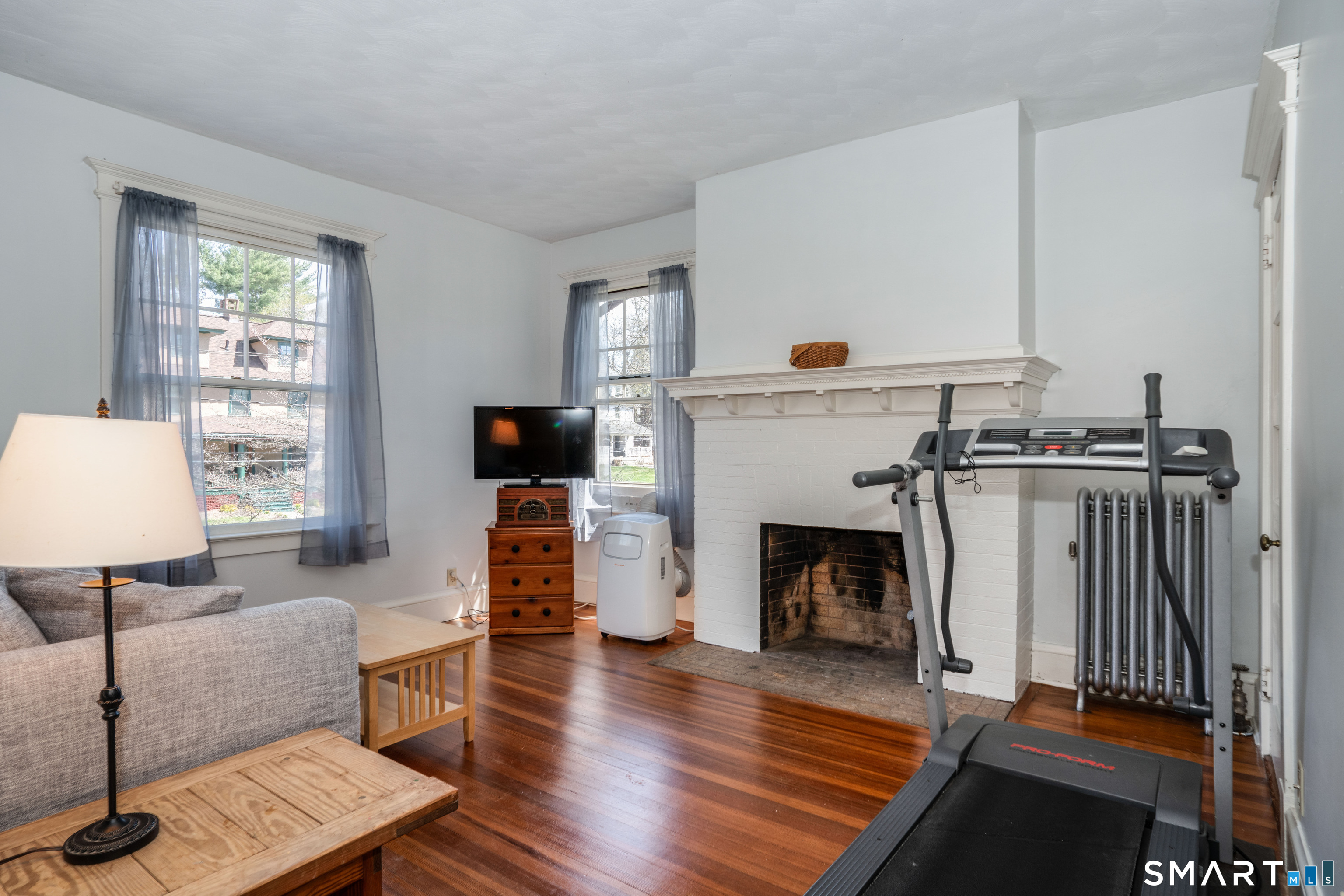 21 Vanderbilt Road West Hartford CT 06119