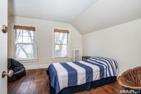 21 Vanderbilt Road West Hartford CT 06119