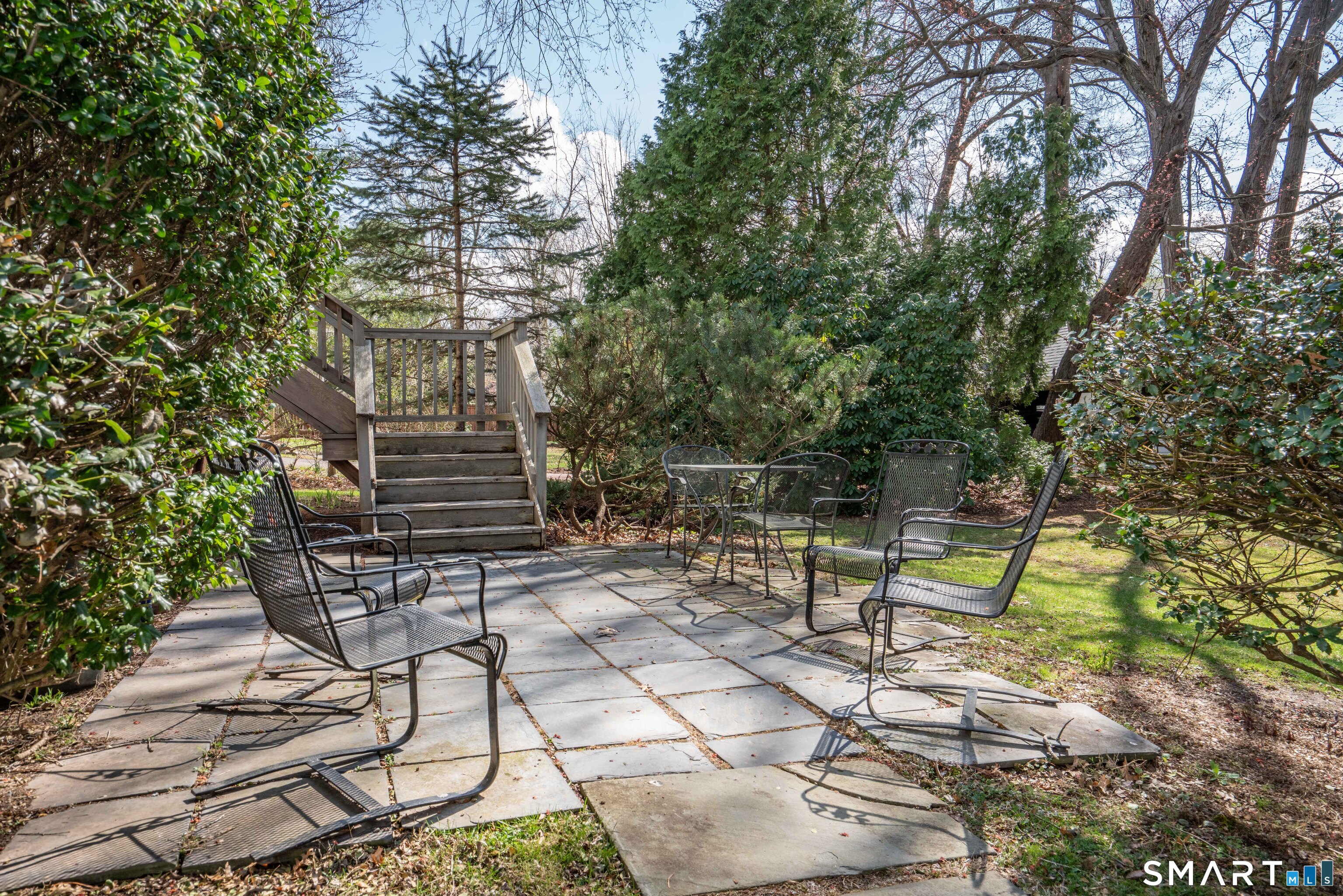 21 Vanderbilt Road West Hartford CT 06119