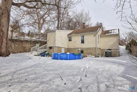 125 Robert Street Bridgeport CT 06606