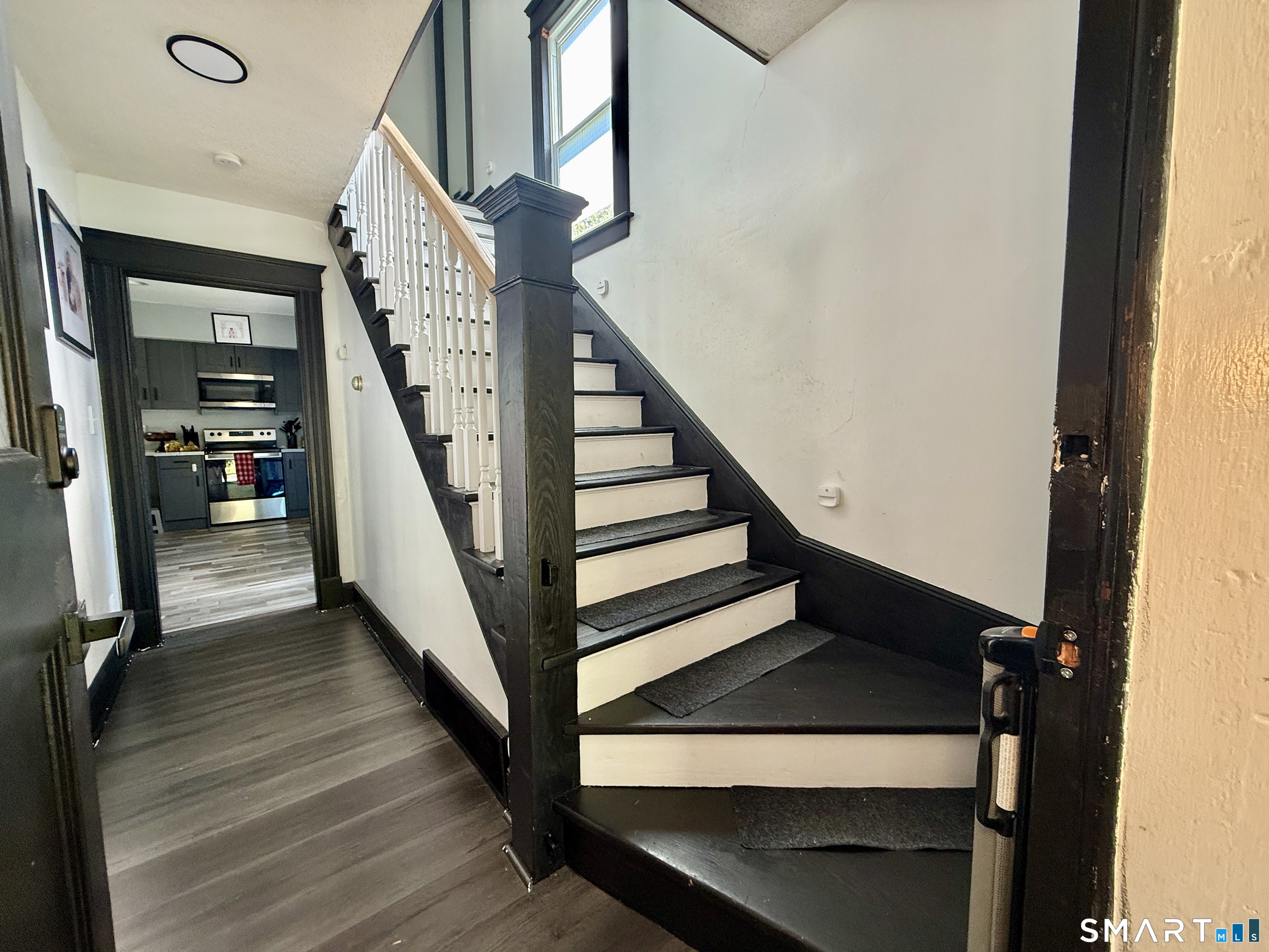 802 Bunker Hill Avenue Waterbury CT 06708