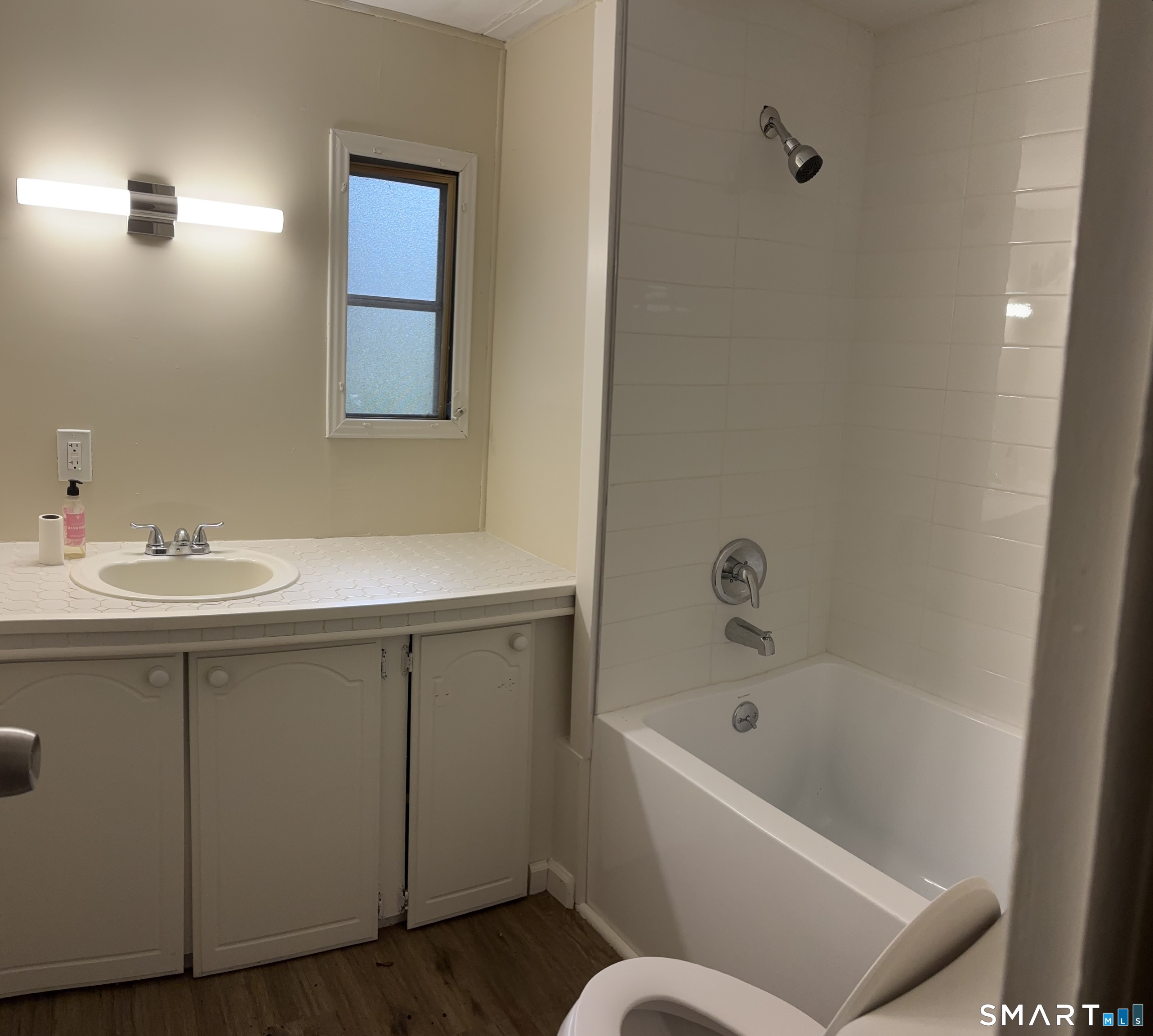 33 Whitewood Road Killingworth CT 06419