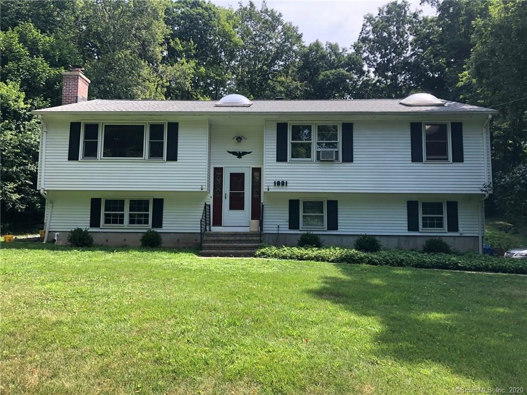 1821 Little Meadow Road Guilford CT 06437