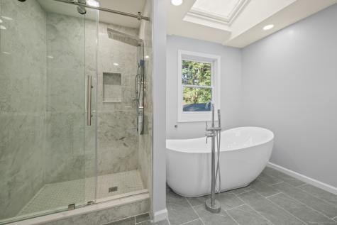 7 Woodmont Road Avon CT 06001