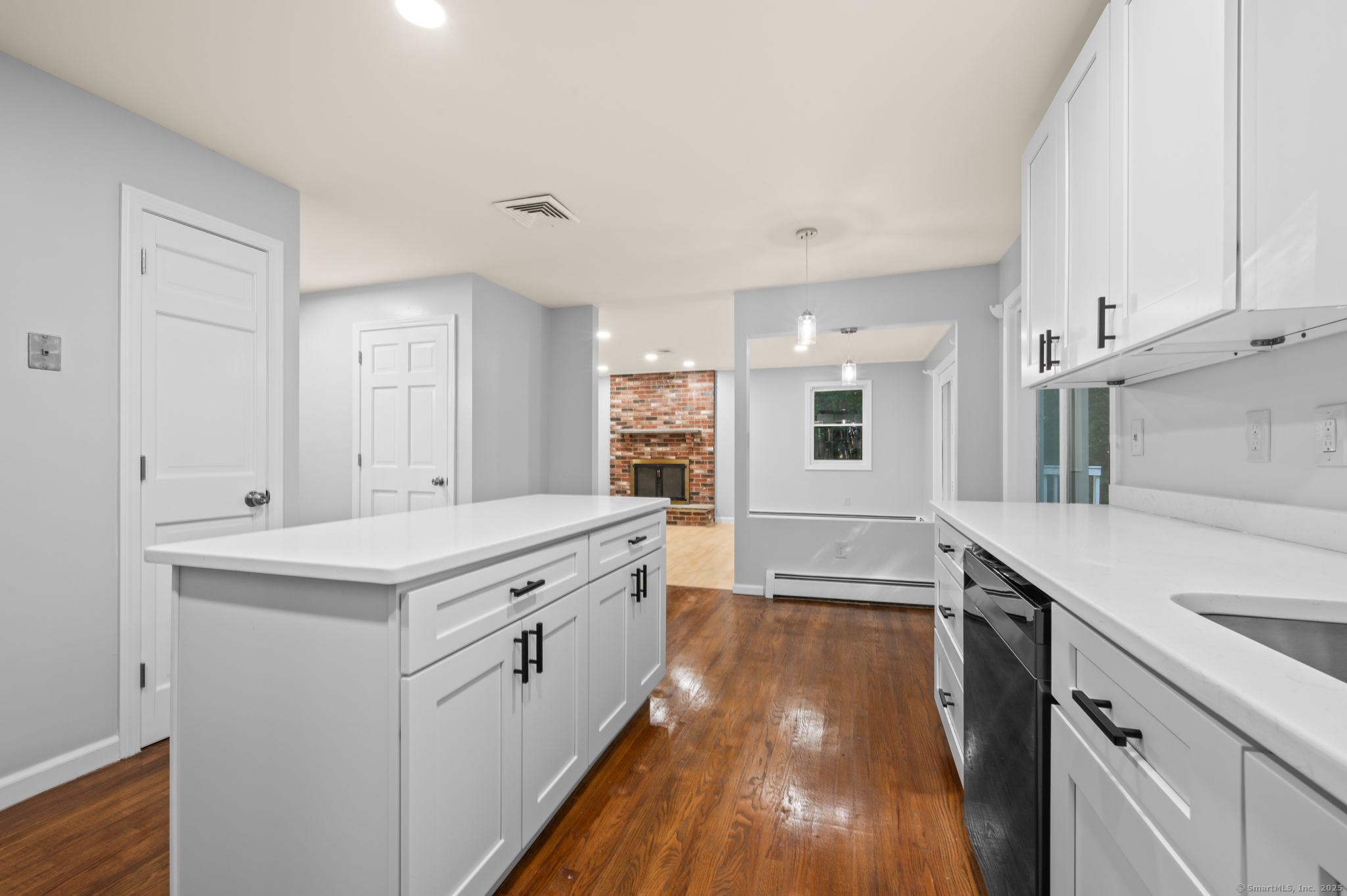 7 Woodmont Road Avon CT 06001