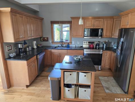 544 Greenhaven Road Stonington CT 06379