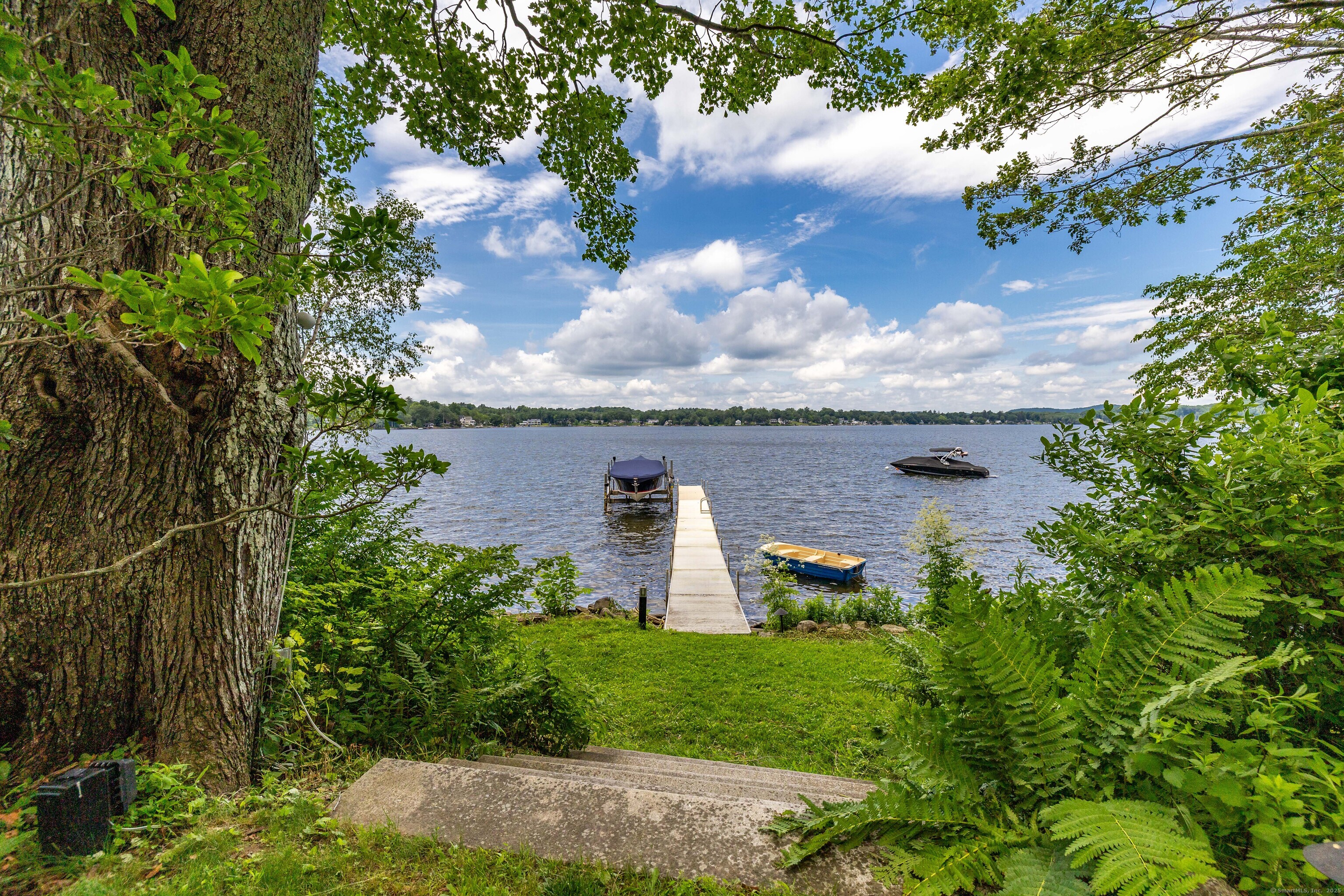 281 East Shore Road Morris CT 06763