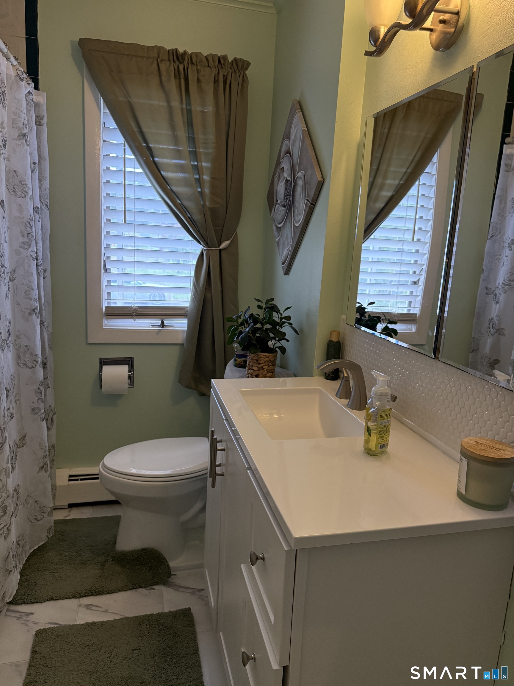 17 Woodhill Lane West Haven CT 06516