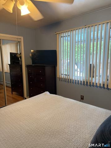17 Woodhill Lane West Haven CT 06516