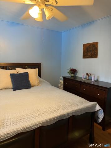 17 Woodhill Lane West Haven CT 06516