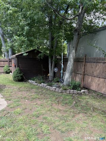 17 Woodhill Lane West Haven CT 06516