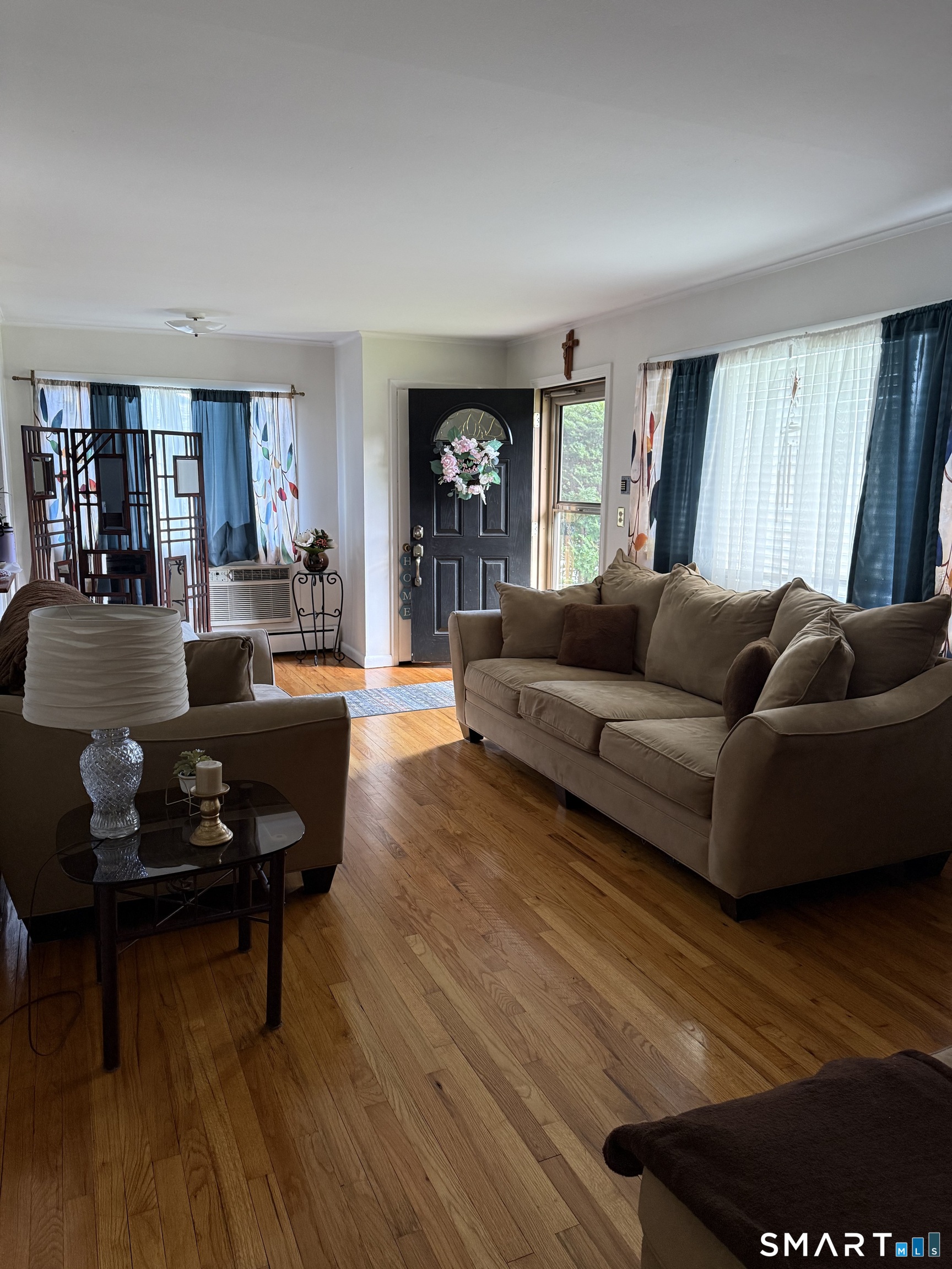 17 Woodhill Lane West Haven CT 06516