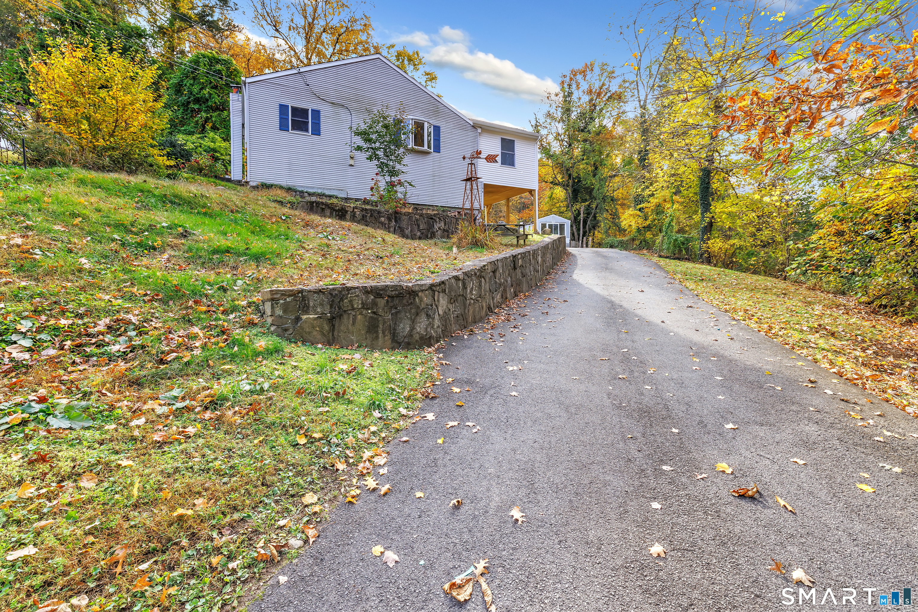 115-A Squantuck Road Seymour CT 06483