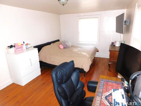 88 Homestead Avenue Naugatuck CT 06770
