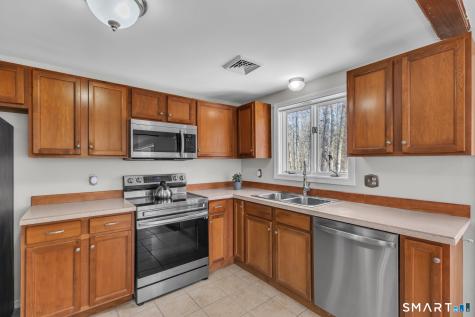 25 Clearview Drive Stafford CT 06076