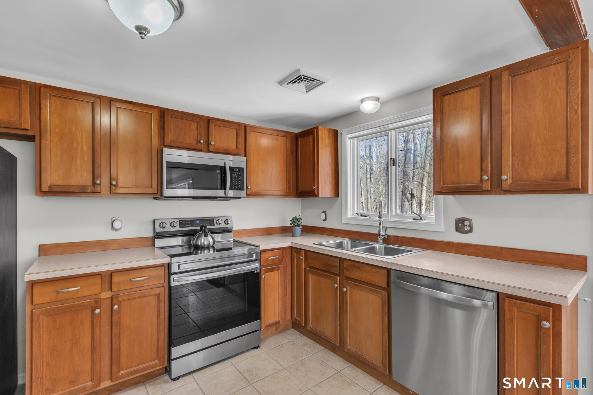 25 Clearview Drive Stafford CT 06076