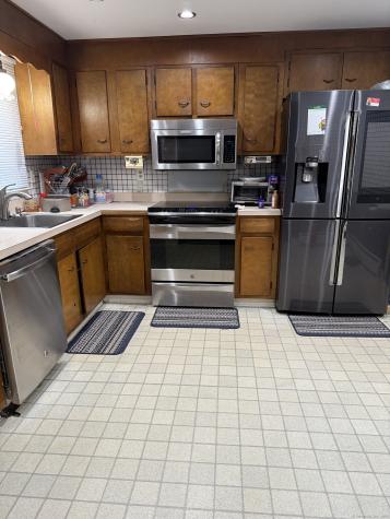 234 Woodland Avenue Bloomfield CT 06002