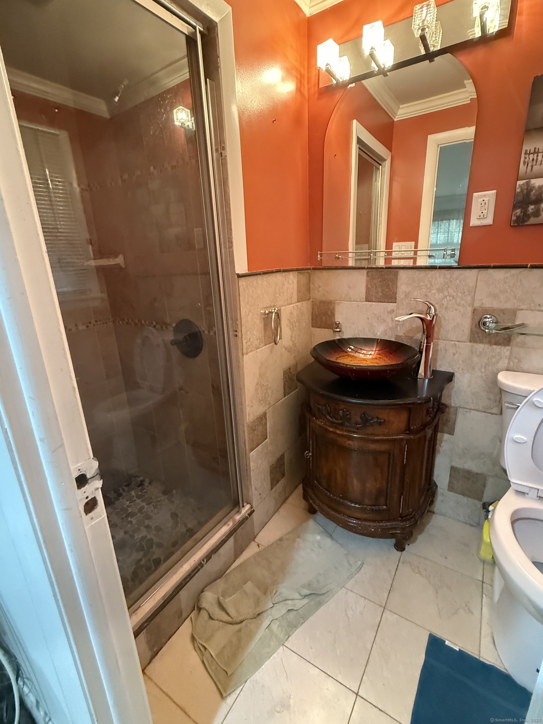 234 Woodland Avenue Bloomfield CT 06002