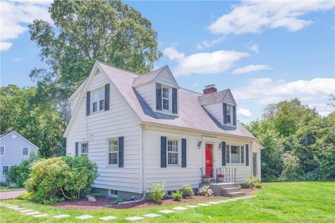 2 Oakledge Circle Norwalk CT 06854