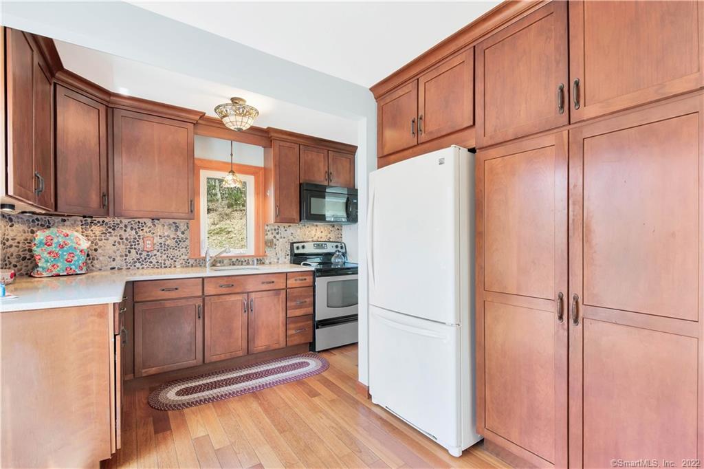 361 Sanderson Lane Thomaston CT 06787