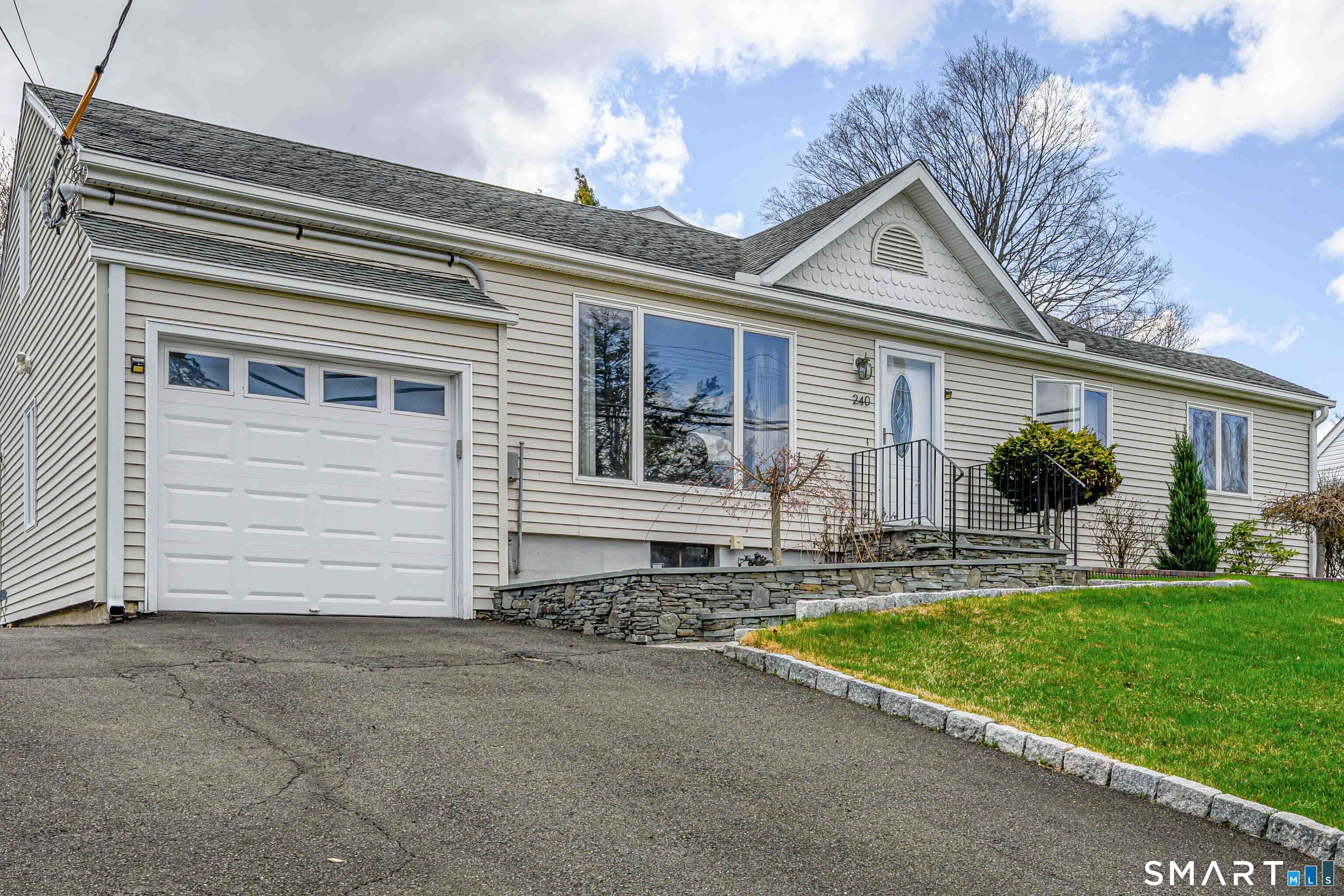 240 Shepard Avenue Hamden CT 06514