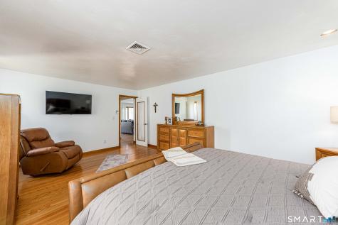 240 Shepard Avenue Hamden CT 06514