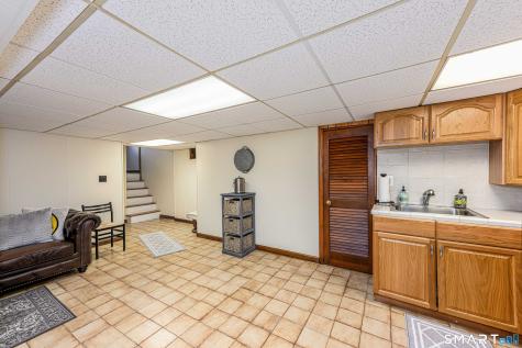 240 Shepard Avenue Hamden CT 06514