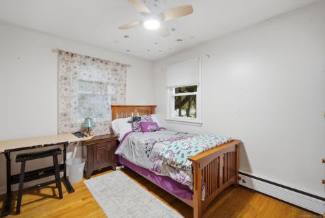 166 Lake Street Manchester CT 06042