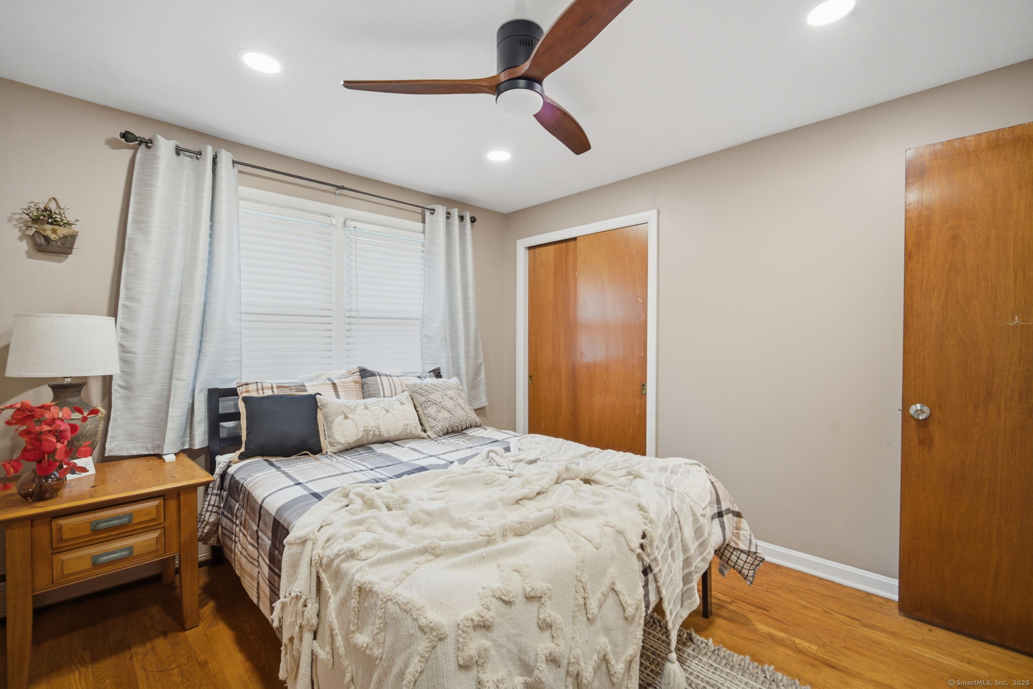 166 Lake Street Manchester CT 06042