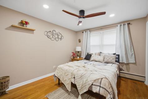 166 Lake Street Manchester CT 06042