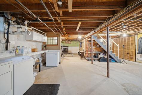 166 Lake Street Manchester CT 06042