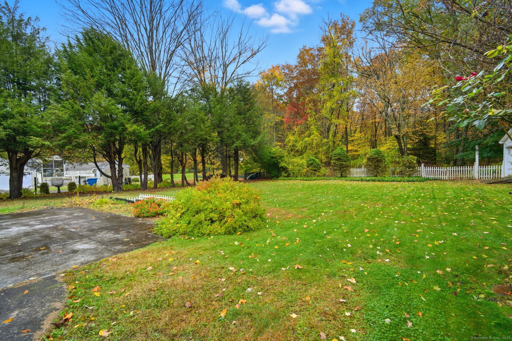 166 Lake Street Manchester CT 06042