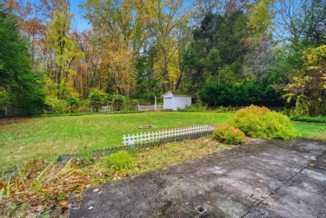 166 Lake Street Manchester CT 06042