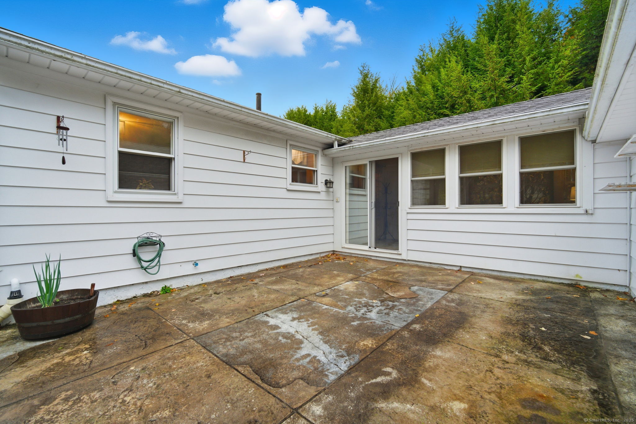 166 Lake Street Manchester CT 06042