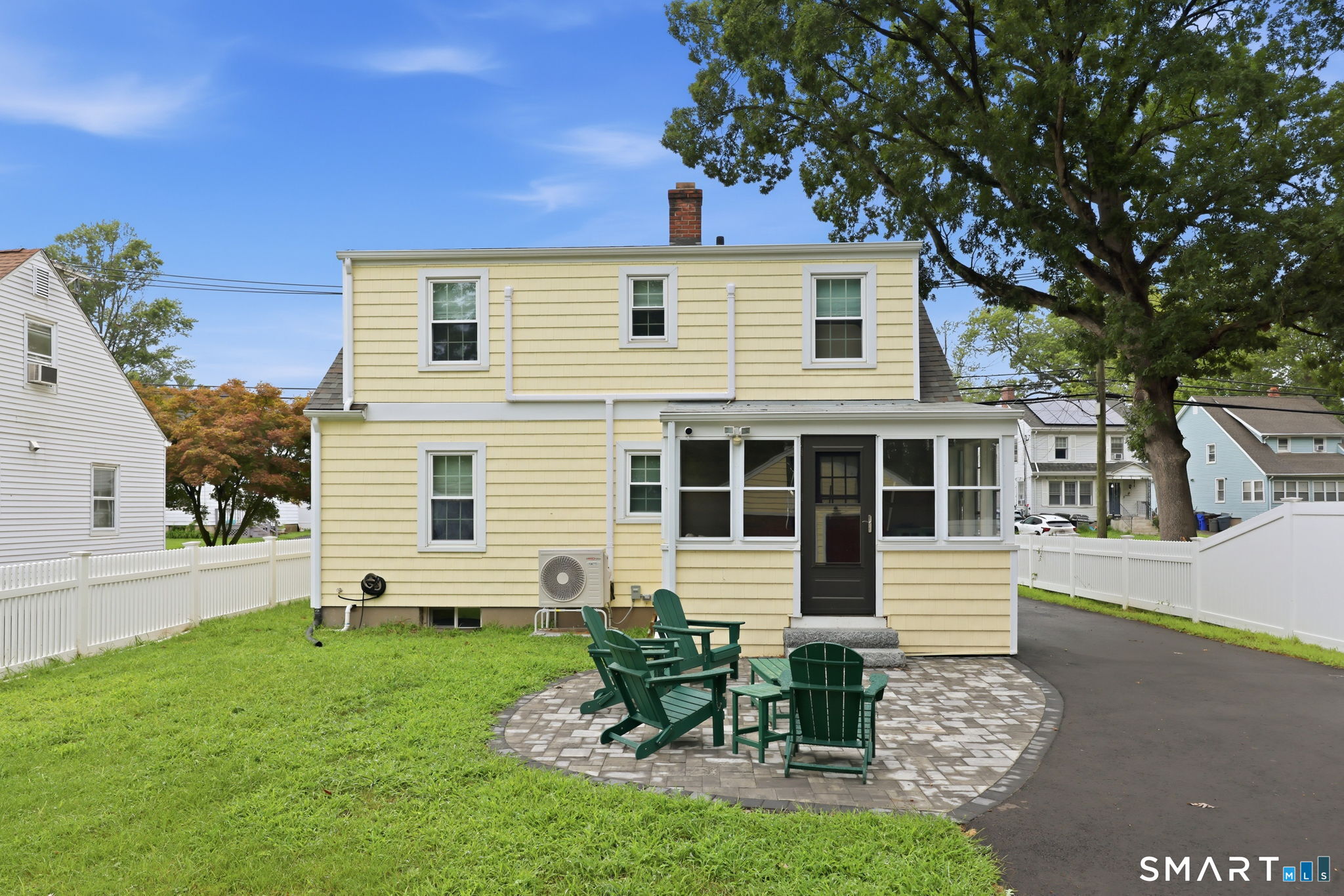 134 Oakwood Avenue West Hartford CT 06119