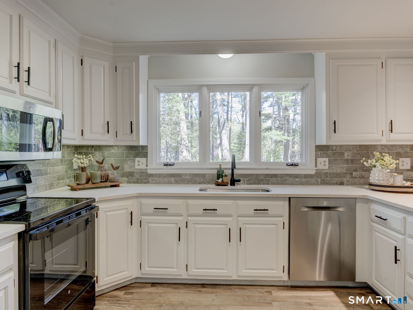96 Fieldstone Drive Windsor CT 06095
